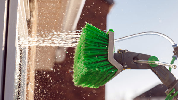 Brosse courbée nLITE, fleurée, 28cm
